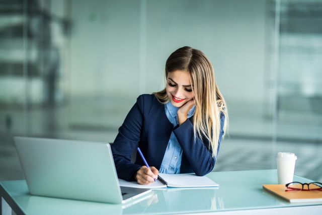 Cursos T Cnicos Que Ajudam A Mulher No Mercado De Trabalho Conhe A A